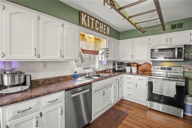 3308 E 303rd Street, Cleveland, MO 64734