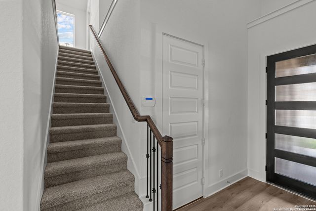 413 HINSDALE RUN, Cibolo, TX 78108