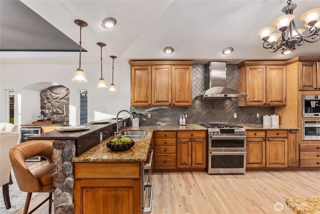 814 N 32nd Street, Renton, WA 98056