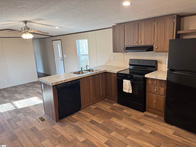 427 Circle Drive, Travelers Rest, SC 29690