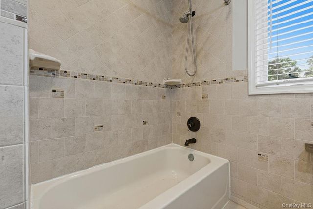127 Louis Street, Massapequa, NY 11758