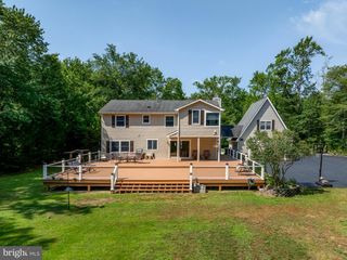 384 HILLIARD BLVD, Manahawkin, NJ 08050