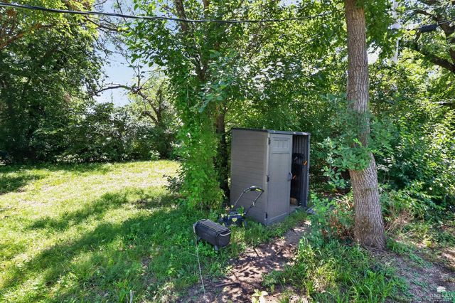 2063 Tecumseh, Manhattan, KS 66502