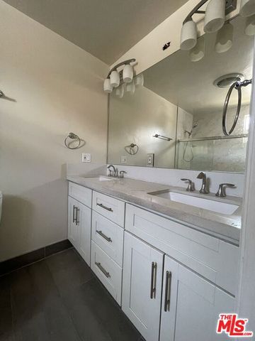 5048 Enfield Avenue, Encino (los Angeles), CA 91316