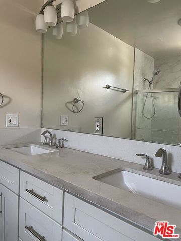 5048 Enfield Avenue, Encino (los Angeles), CA 91316