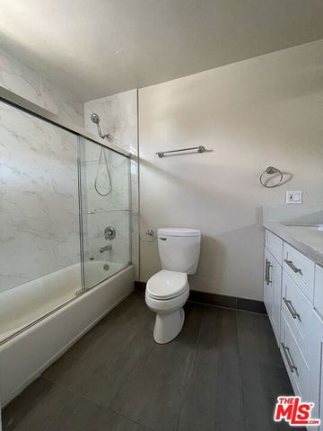 5048 Enfield Avenue, Encino (los Angeles), CA 91316
