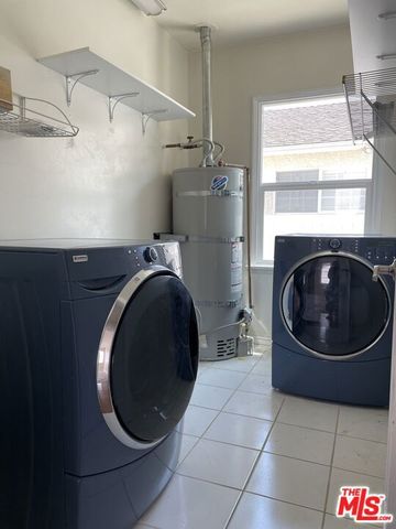 5048 Enfield Avenue, Encino (los Angeles), CA 91316