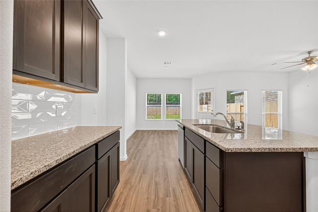 10288 Badger Run Lane, Magnolia, TX 77354