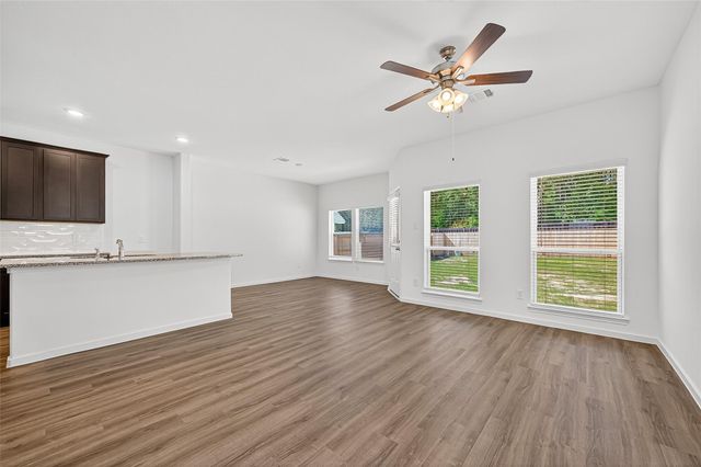 10288 Badger Run Lane, Magnolia, TX 77354