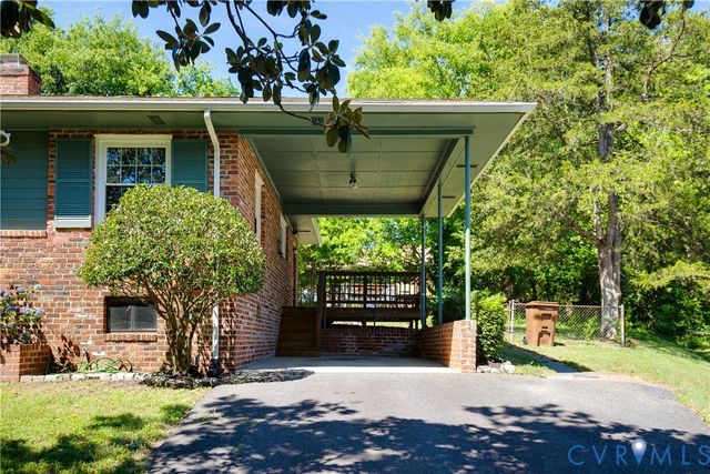 2018 Briarcliff Rd, Richmond, VA 23225