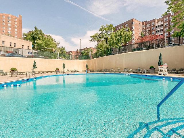 555 Kappock Street 16k, Bronx, NY 10463