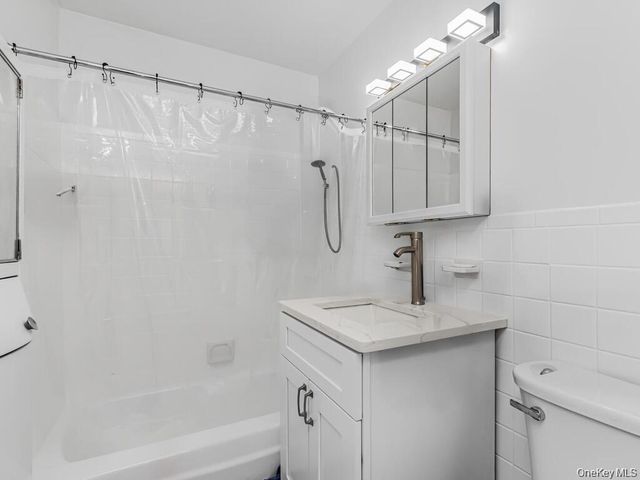 555 Kappock Street 16k, Bronx, NY 10463