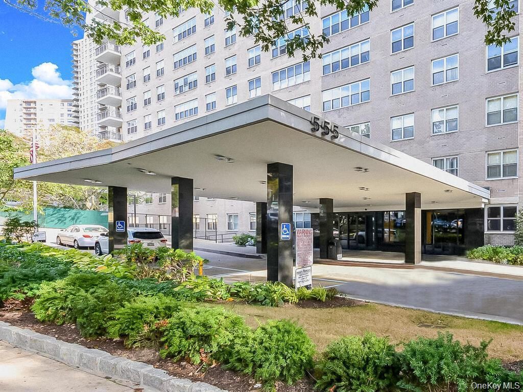 555 Kappock Street 16k, Bronx, NY 10463