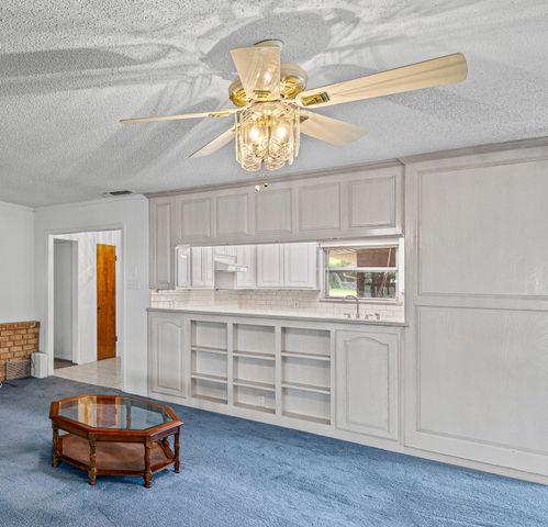 4208 Indian Creek Court, Granbury, TX 76049