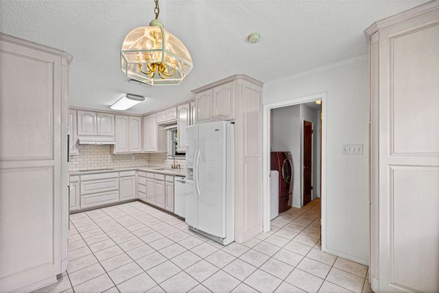 4208 Indian Creek Court, Granbury, TX 76049