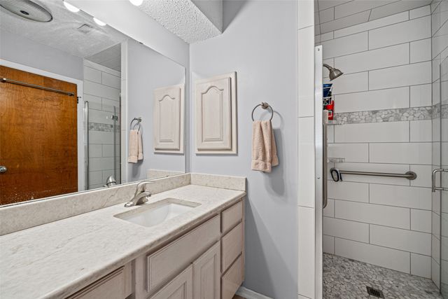 4208 Indian Creek Court, Granbury, TX 76049