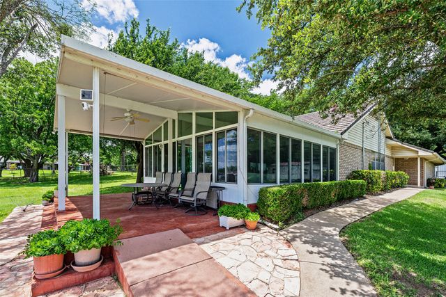 4208 Indian Creek Court, Granbury, TX 76049