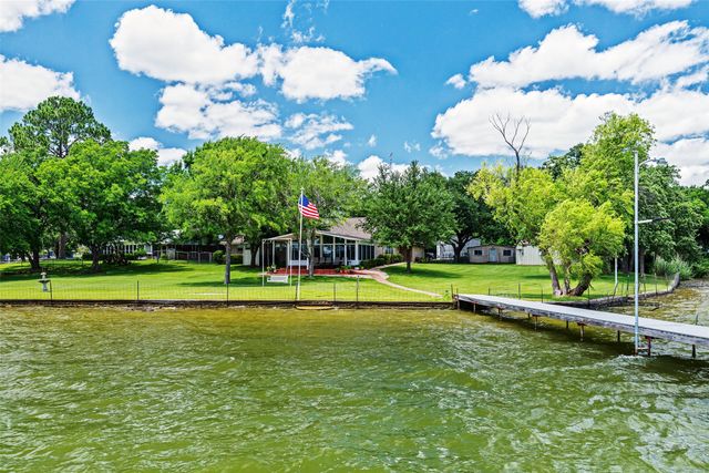 4208 Indian Creek Court, Granbury, TX 76049