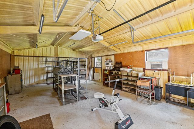 4208 Indian Creek Court, Granbury, TX 76049