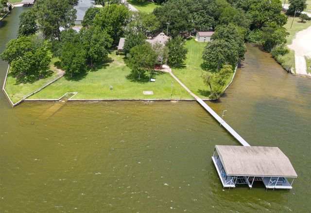 4208 Indian Creek Court, Granbury, TX 76049