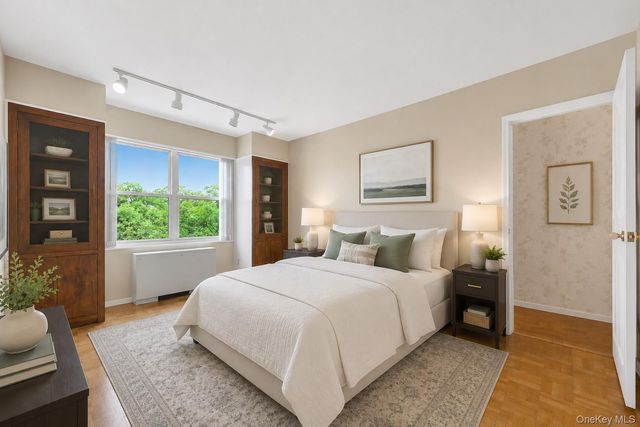 1200 Midland Avenue 9E, Bronxville, NY 10708