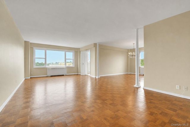 1200 Midland Avenue 9E, Bronxville, NY 10708