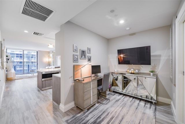 801 S Miami Avenue 3706, Miami, FL 33130