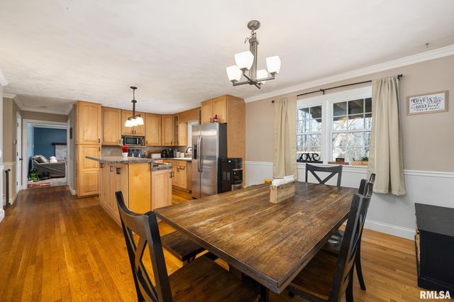 224 E NORTH LAKEVIEW Drive, East Peoria, IL 61611