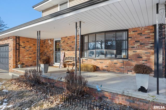 224 E NORTH LAKEVIEW Drive, East Peoria, IL 61611