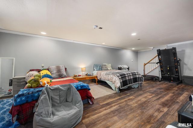 224 E NORTH LAKEVIEW Drive, East Peoria, IL 61611