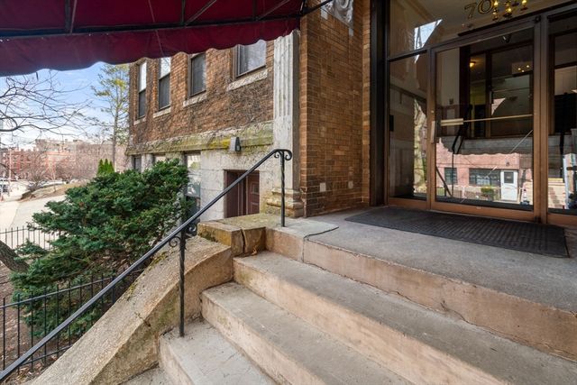 70 Strathmore Road 10A, Boston, MA 02135