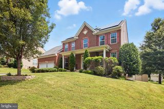 1005 JULIA'S PL, Fredericksburg, VA 22401