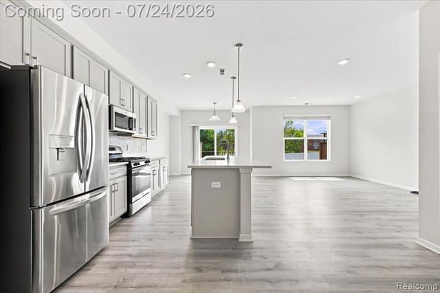 8678 Pioneer Street 9, Washington, MI 48094