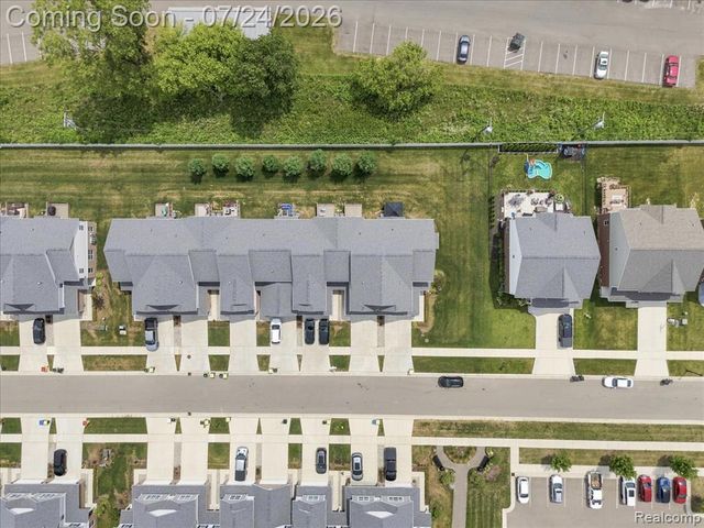 8678 Pioneer Street 9, Washington, MI 48094