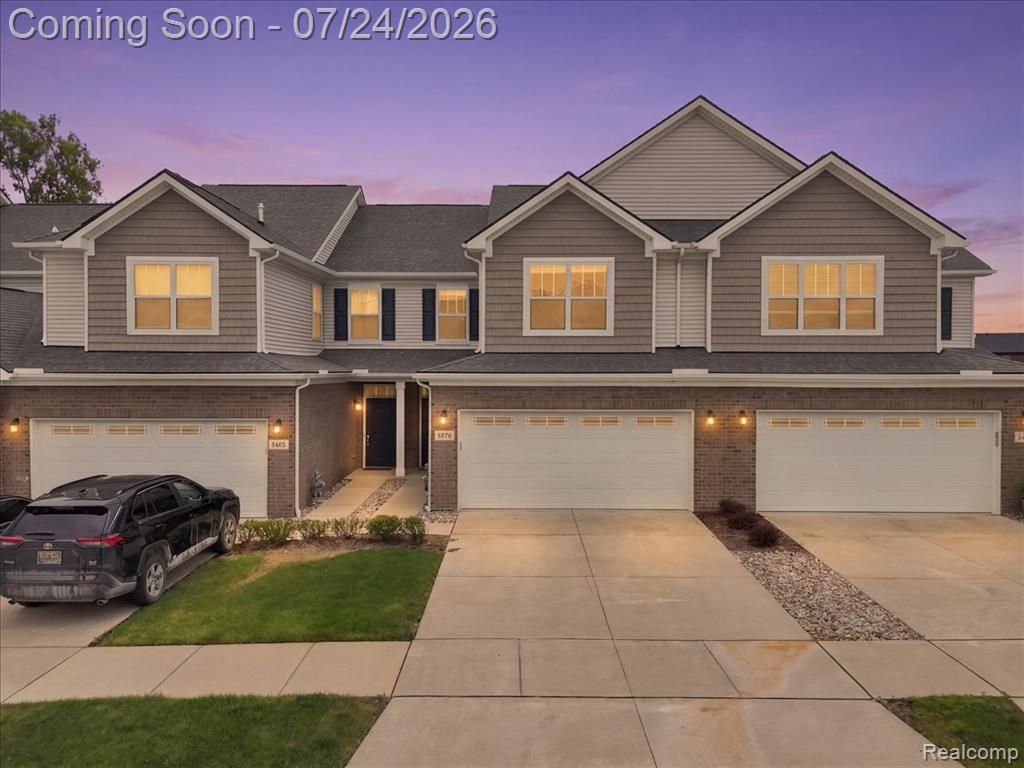 8678 Pioneer Street 9, Washington, MI 48094
