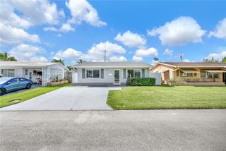 2710 NW 54th St, Tamarac, FL 33309