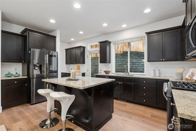 12823 65th Place W, Edmonds, WA 98026
