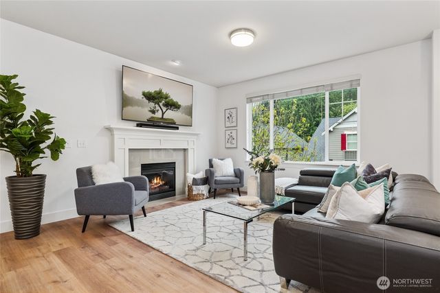 12823 65th Place W, Edmonds, WA 98026