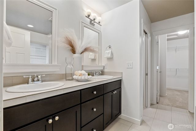 12823 65th Place W, Edmonds, WA 98026