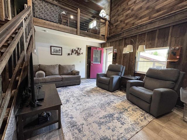 N5095 Town Hall Road, Montello, WI 53949