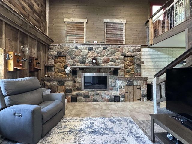 N5095 Town Hall Road, Montello, WI 53949
