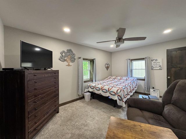 N5095 Town Hall Road, Montello, WI 53949