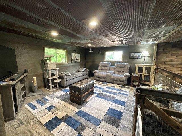 N5095 Town Hall Road, Montello, WI 53949