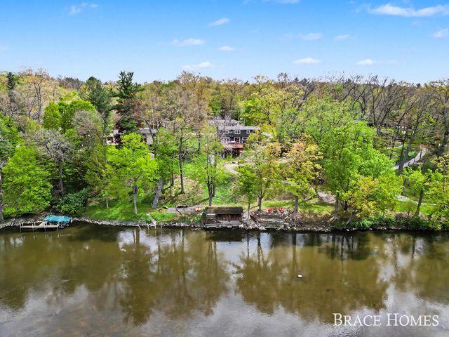 2793 Cascade Springs Drive Se, Cascade Twp, MI 49546
