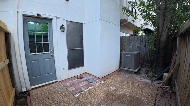 12550 Piping Rock Drive 29, Houston, TX 77077