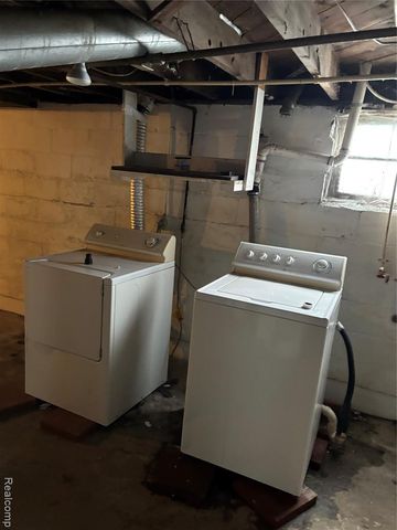 2805 Reynolds Street, Flint, MI 48503