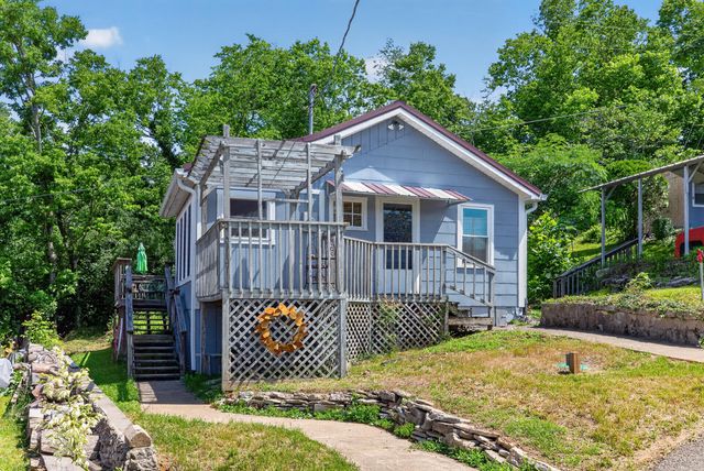 900 Hagers Camp Road, Harrodsburg, KY 40330