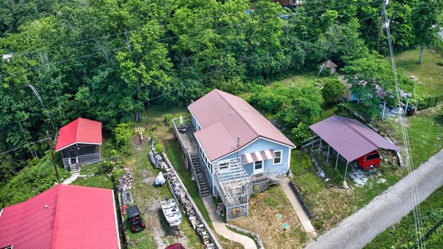 900 Hagers Camp Road, Harrodsburg, KY 40330