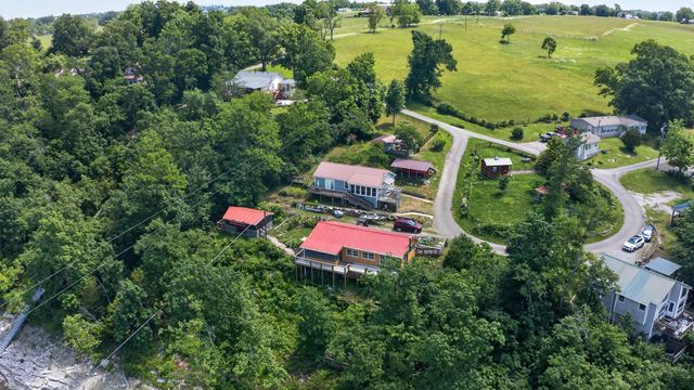 900 Hagers Camp Road, Harrodsburg, KY 40330