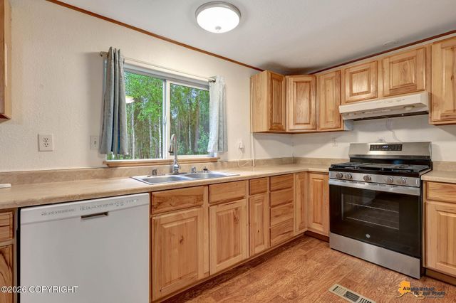 6771 W Sourdough Drive, Wasilla, AK 99623